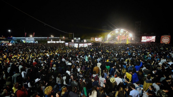 Xutos e Pontap&eacute;s regressam &agrave; Queima das Fitas do Porto