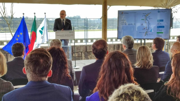 Distrital PS do Porto v&ecirc; avan&ccedil;o do IC35 como positivo mas &ldquo;n&atilde;o resolve d&eacute;cadas de atraso&rdquo;