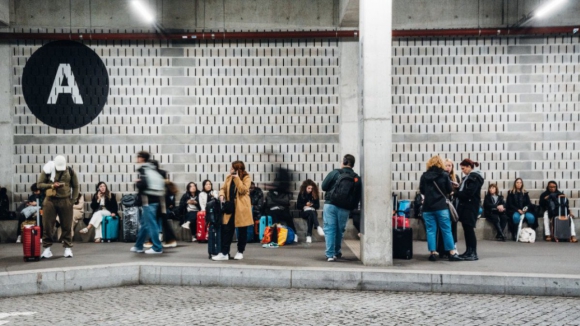 STCP Servi&ccedil;os contrata &agrave; Faculdade de Letras do Porto estudo para mudar nome e marca