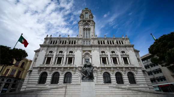 C&acirc;mara do Porto vota incorporar 98 milh&otilde;es de euros no or&ccedil;amento de 2026