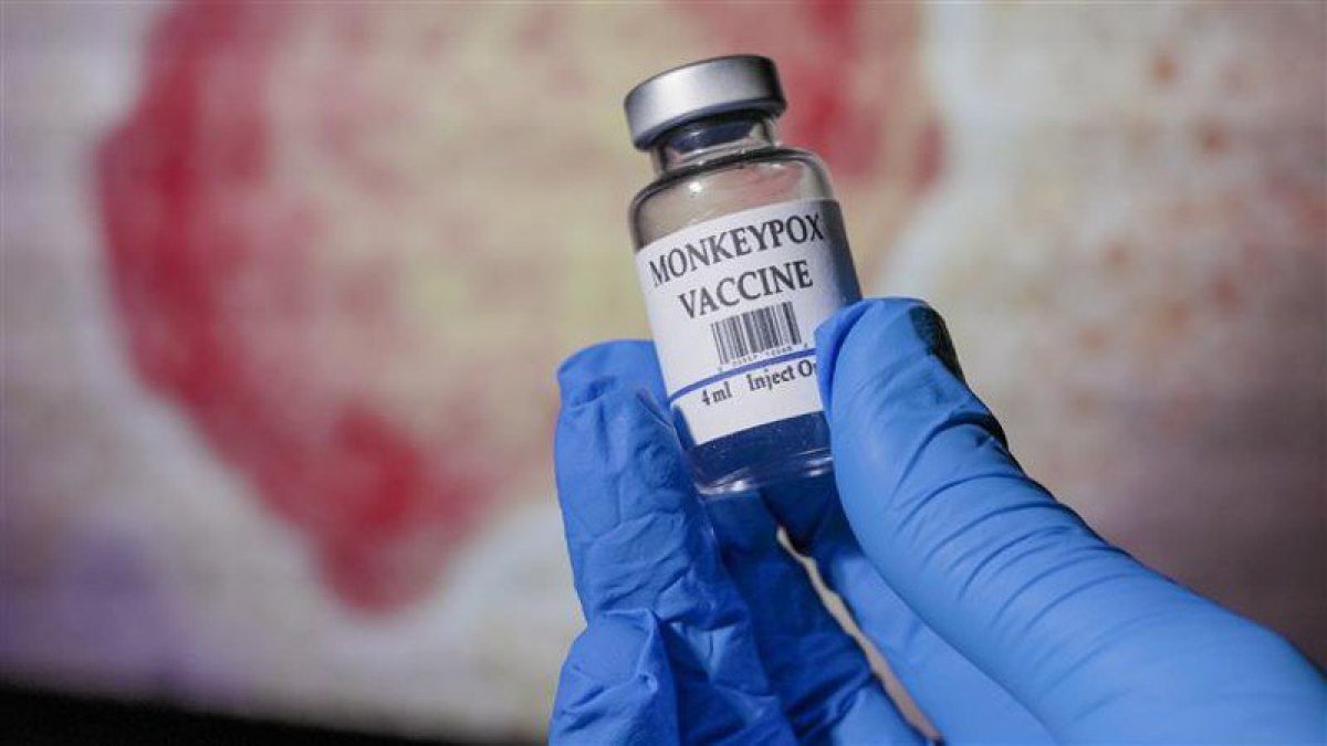 La vaccination avant l’exposition au virus monkeypox peut avoir du sens, mais « plus de vaccins sont nécessaires »